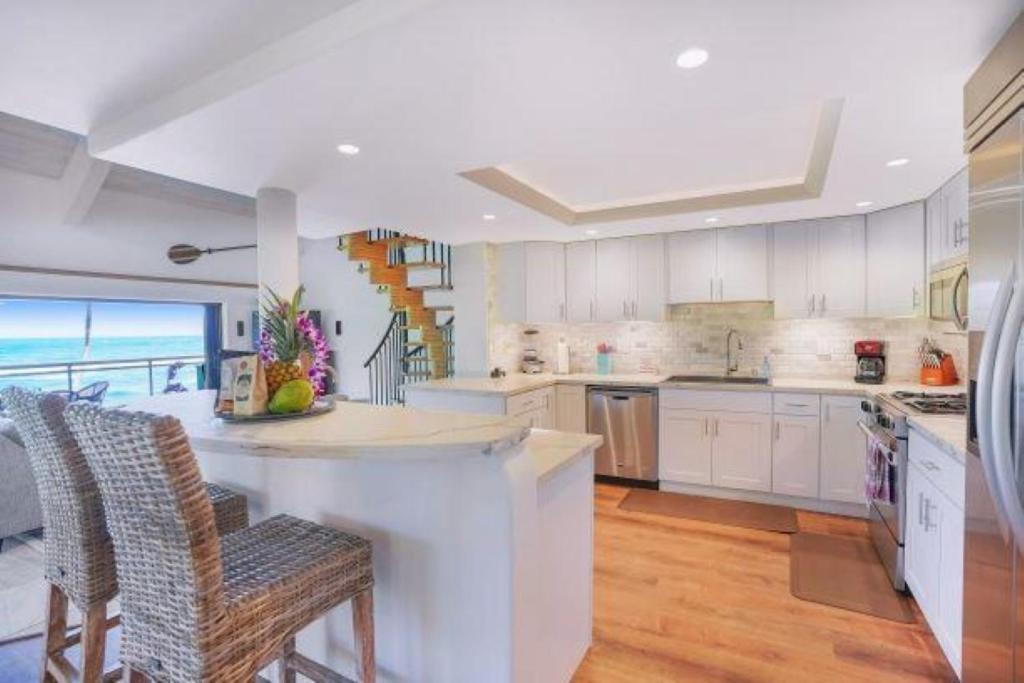 Luxury 2-Story Oceanfront Condo W/ Views & Pool Wailua  Eksteriør billede